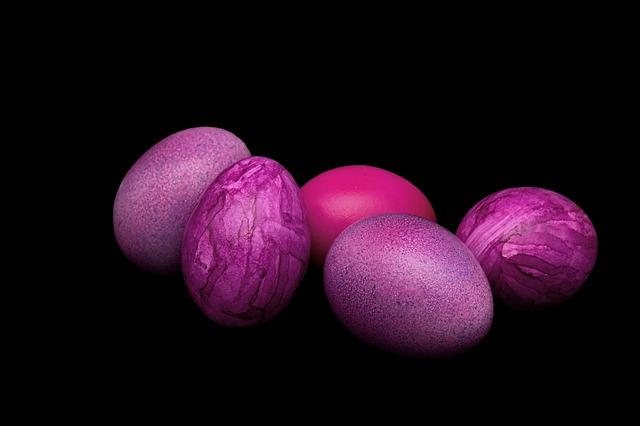 easter pink eggs like the Rothschild faberge egg